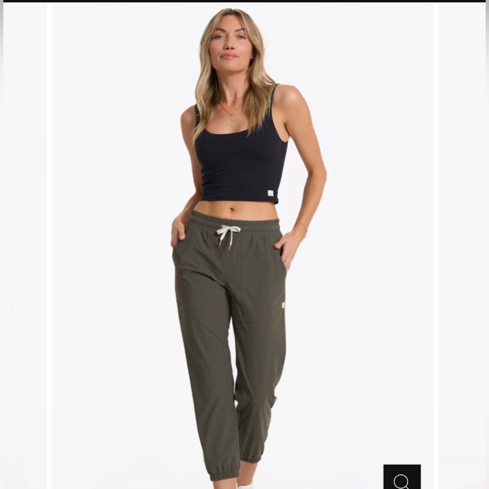 Vuori: Miles Jogger. Oregano (dark green) XS. Good condition!